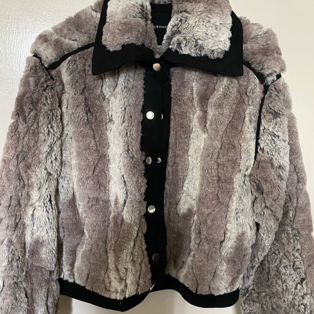 Chic fuzzy jacket